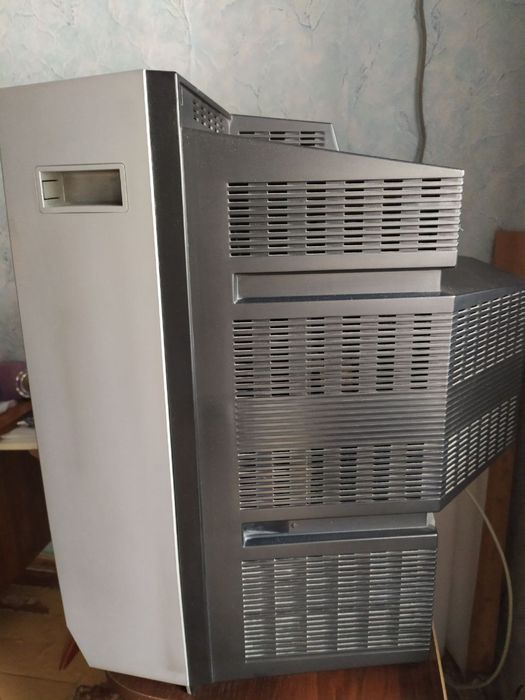 Телевізор Toshiba (кінескопний), великий екран, робочий