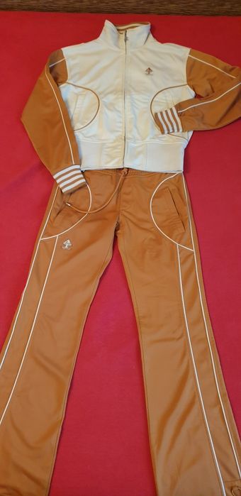 Спортивный костюм BARE