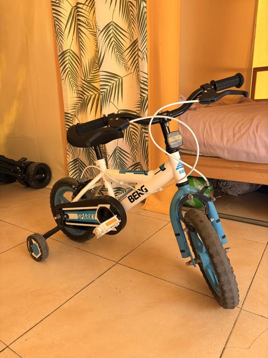 Bicicleta Infantil c/Rodinhas
