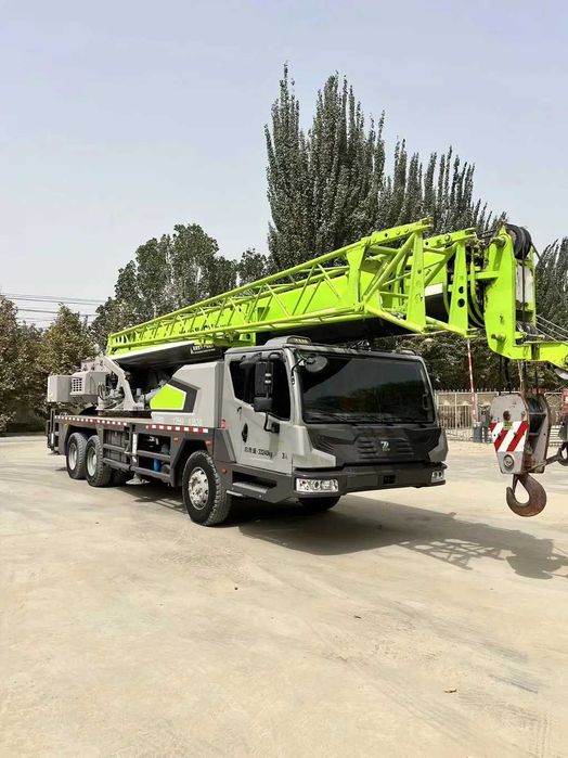 Аренда, услуги автокрана грузоподъемностью 25 и 50 тонн, стрела 42-45м