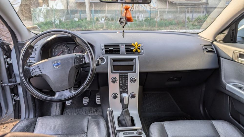 Volvo v50 1.6D 2011