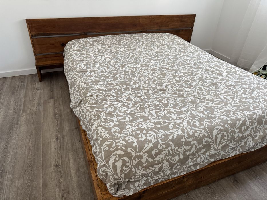 Cama maciça 1,6x2,0m