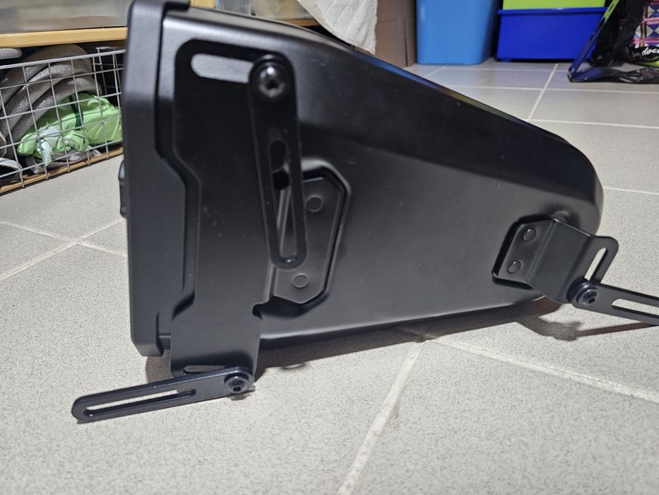 Caixa de ferramenta moto