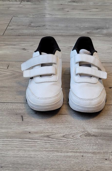 Buty chłopięce Adidas rozmiar 32