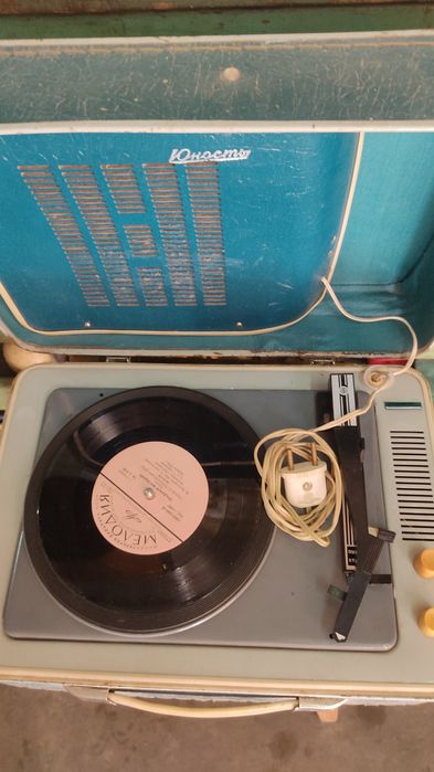 Програвач платівок.