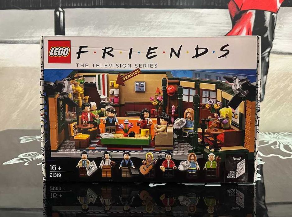 Конструктор LEGO IDEAS 21319 Central Perk FRIENDS