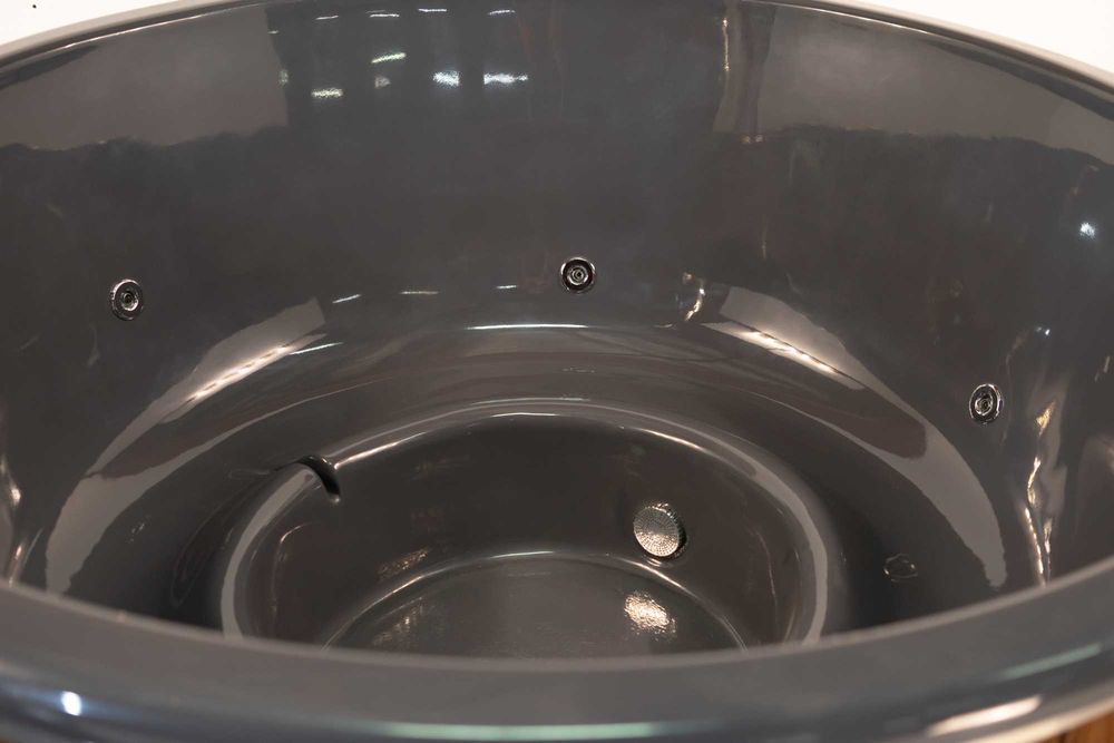 Вуличне джакузі . Купіль на дровах.  Карпатський чан від виробника.