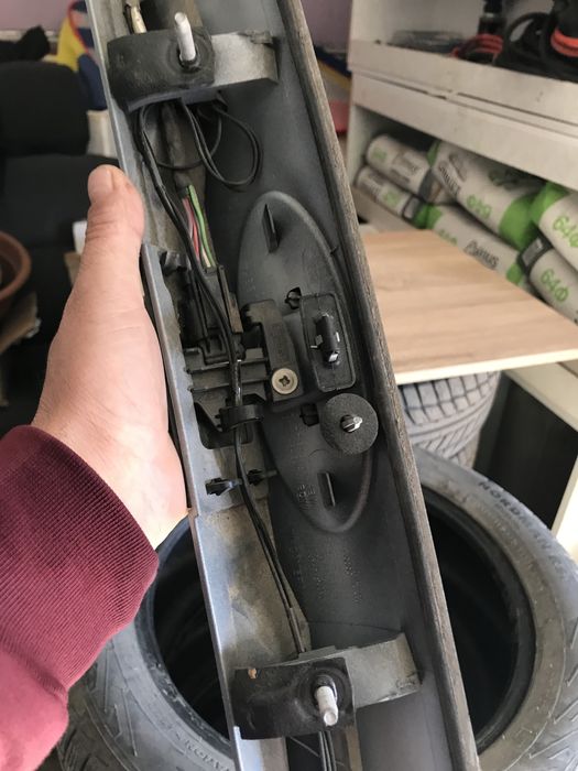 Продам задню планку з камерою Ford Ескейп і задня ляда зсклом