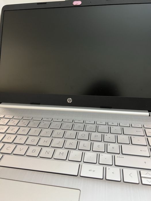 HP 14s-dq0008np – Portátil em Excelente Estado