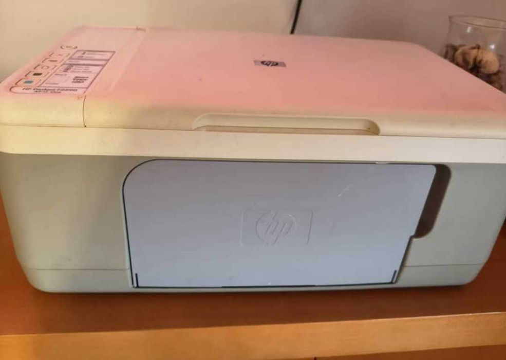 Impressora HP 3 em 1 ( imprime , digitaliza e fotocópia)