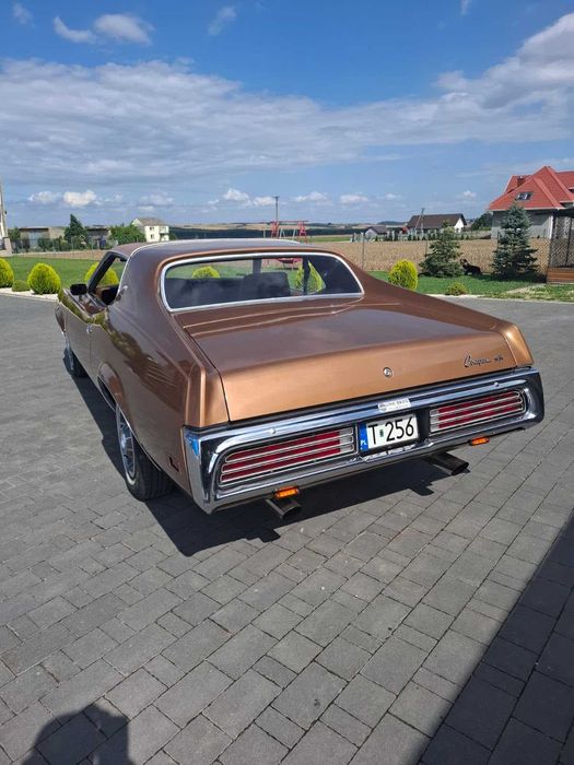 Mercury Cougar XR 7 (Ford Mustang)