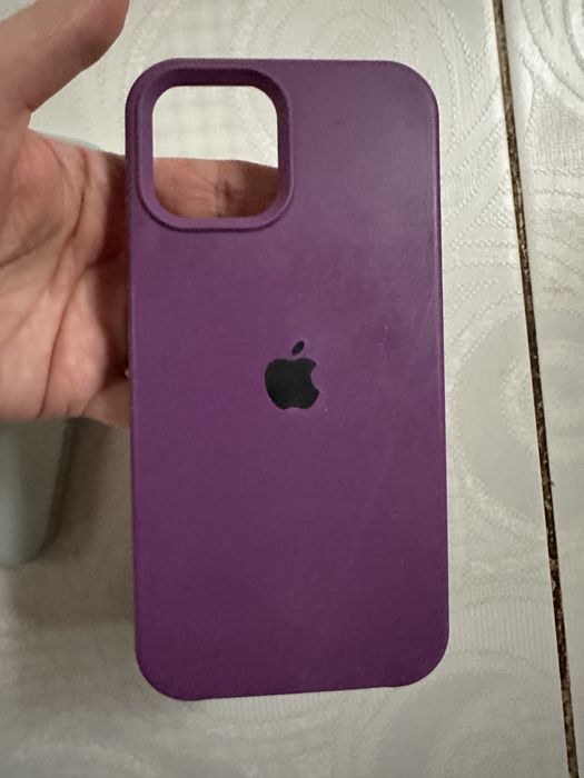 Чохол накладка Iphone 13 pro max стан нового