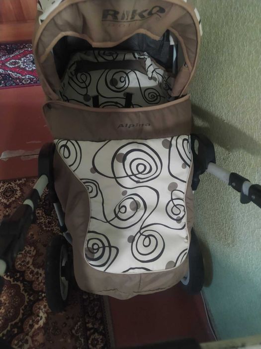 Продам Дитячу коляску срочно