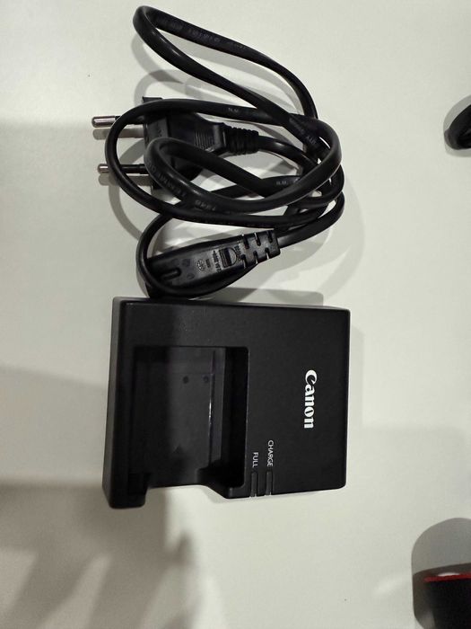 Máquina Fotográfica Canon 1200D