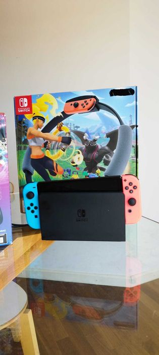 Nintendo Switch Oled + Ring Fit Adventure