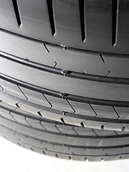 Pneus Pirelli Pzero PZ4 - 275/30/20 - Excelentes