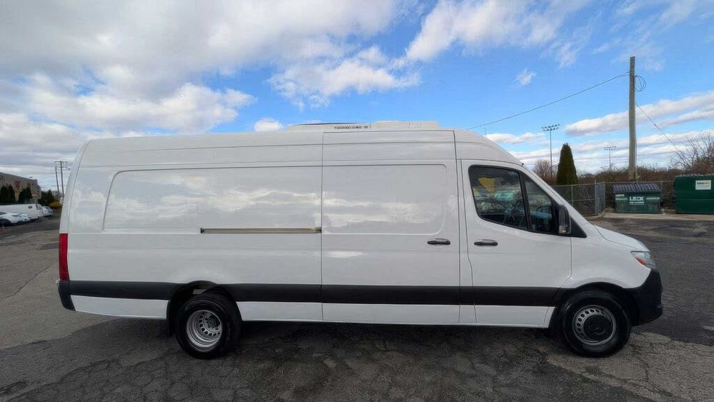 Mercedes-Benz Sprinter      2019