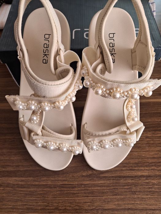 Нові босоніжки БРАСКА р.40