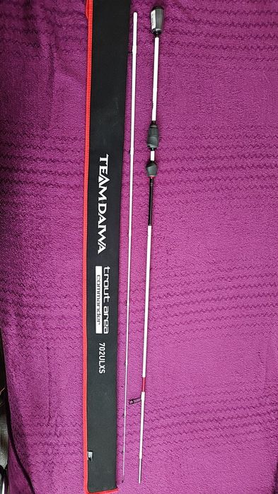 Wędka Daiwa Trout Area Commander 210cm
 Sama w sobie w nienagannym stanie, praktycznie bez śladów