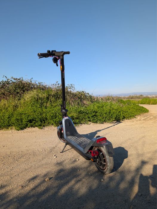Trotinete Elétrica NIU KQi 300X  Motor 1000W
