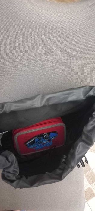 Шкільний рюкзак в наборі з пеналом для хлопчика