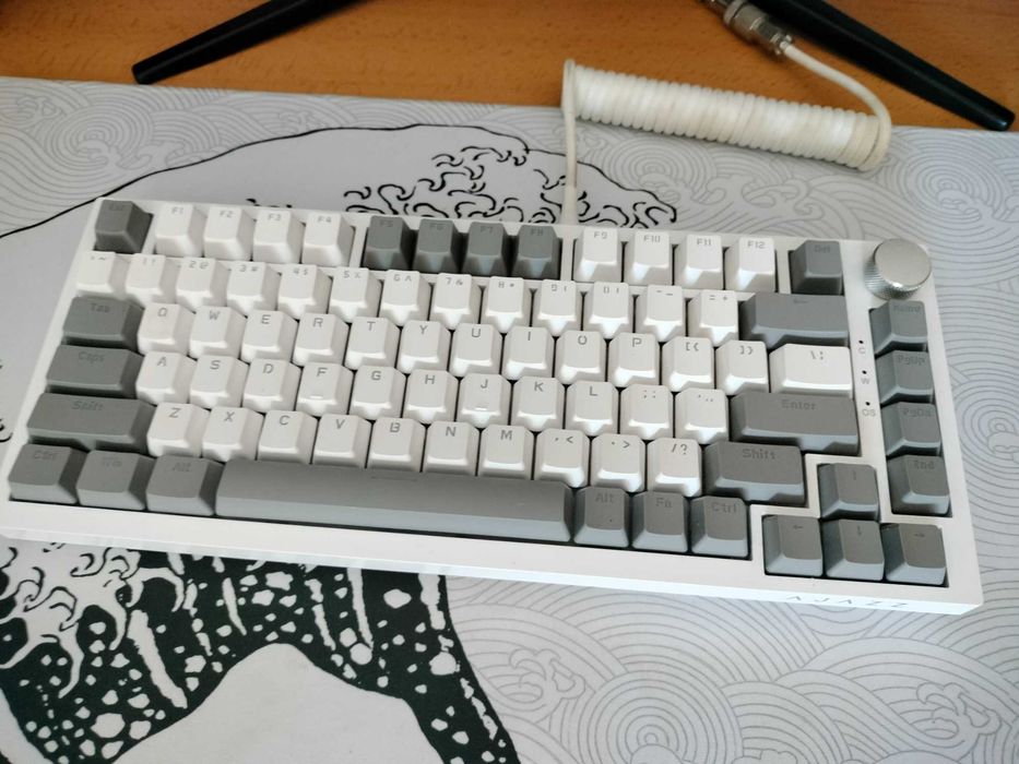 Teclado mecânico AJAZZ AK820 branco
