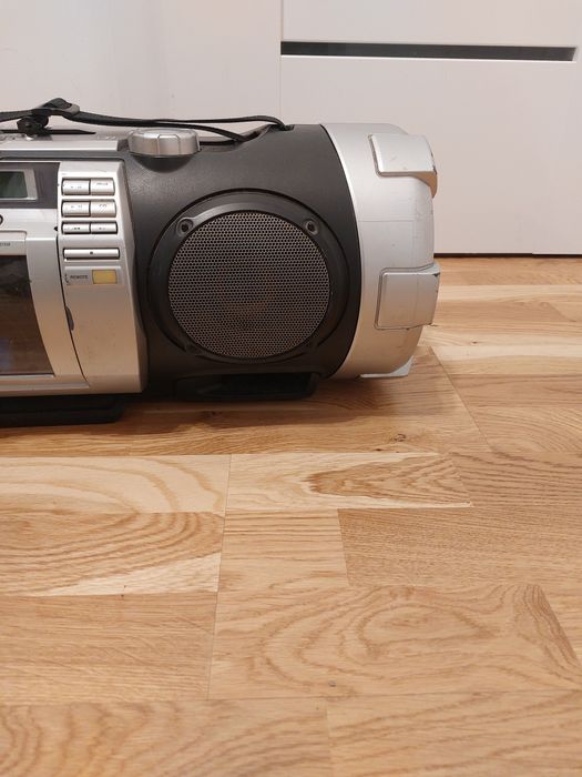 Radio CD usb boombox JVC mega Bass