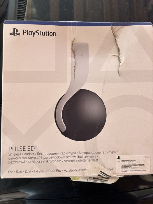 Nowy Zestaw PS 4 - 500 GB sluchawki i ładowarka