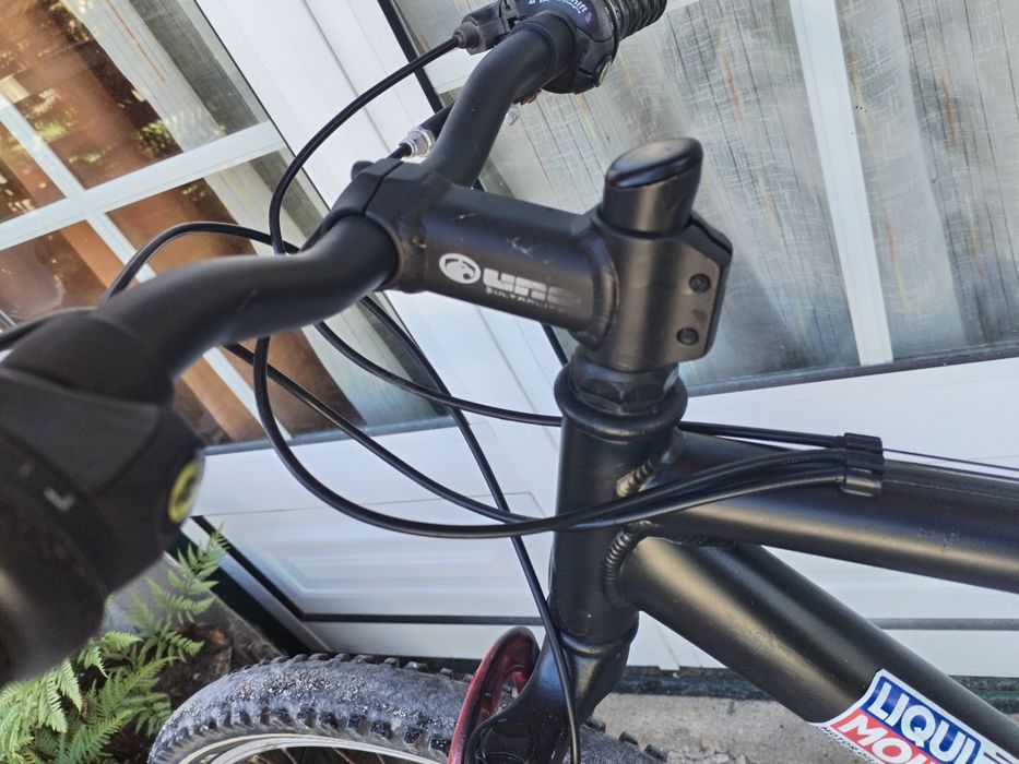 Bicicleta Preta LiquiMoly