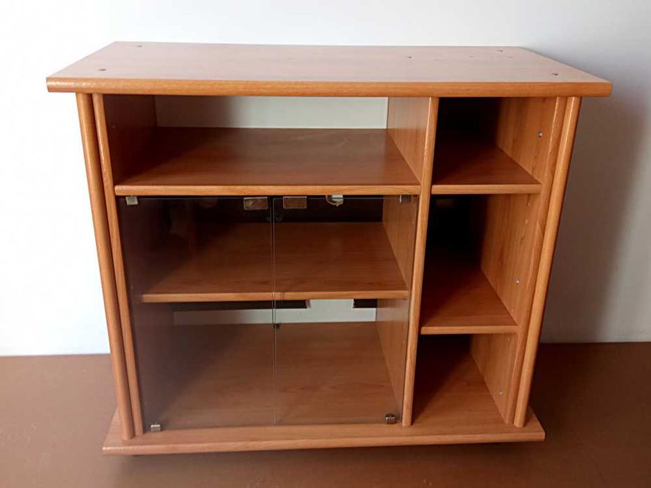 Móvel Para TV Com Rodas