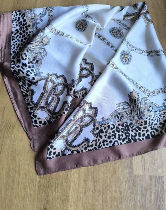 Nowa z jedwabiu jedwab Apaszka chusta 70 x 70