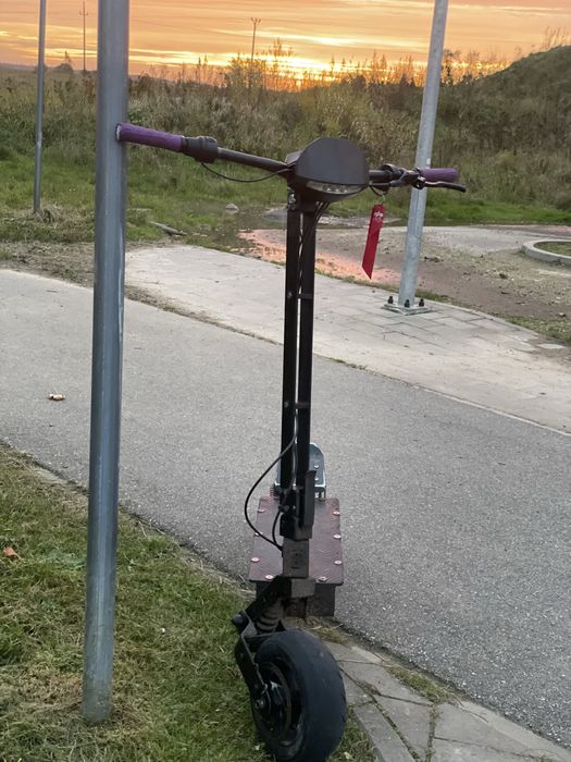 Sprzedaje g4 2025