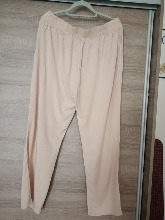 Sprzedam spodnie letnie damskie