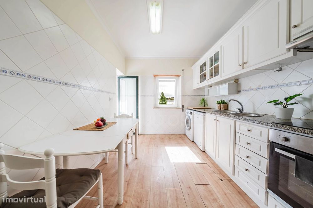 Oportunidade na Lourinhã – Apartamento T3 muito bem localizado!