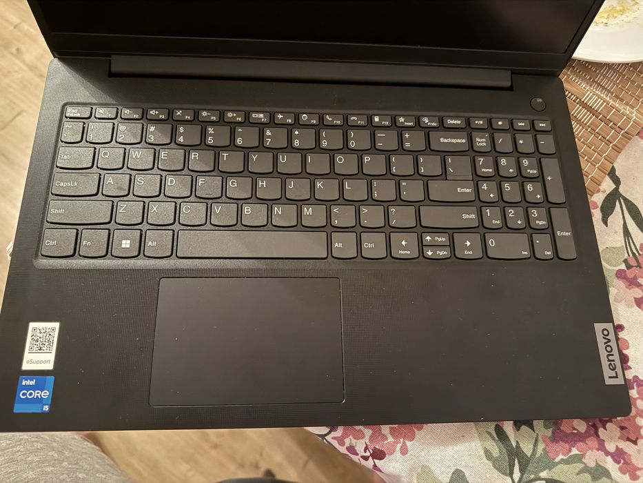 Lenovo V15 G4 IRU