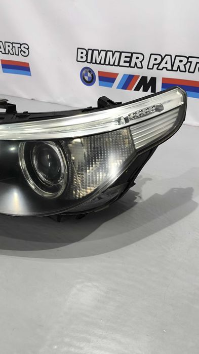Farol BMW Serie 5 (E60/E61) Xénon Esquerdo Pré-LCI Direcional