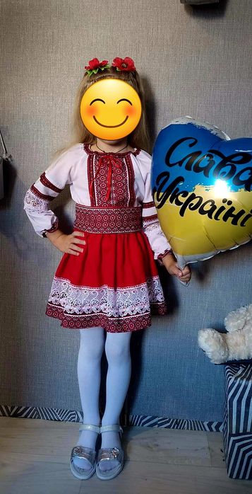 Вишиванка, без слідів носки