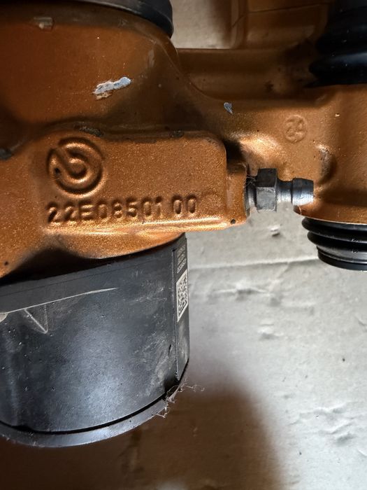 Mercedes AMG zacisk carbon ceramic nowe