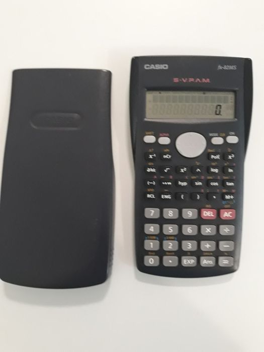 Calculadora Casio  fx-82MS
