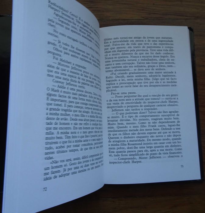 Um Cadáver na Biblioteca de Agatha Christie