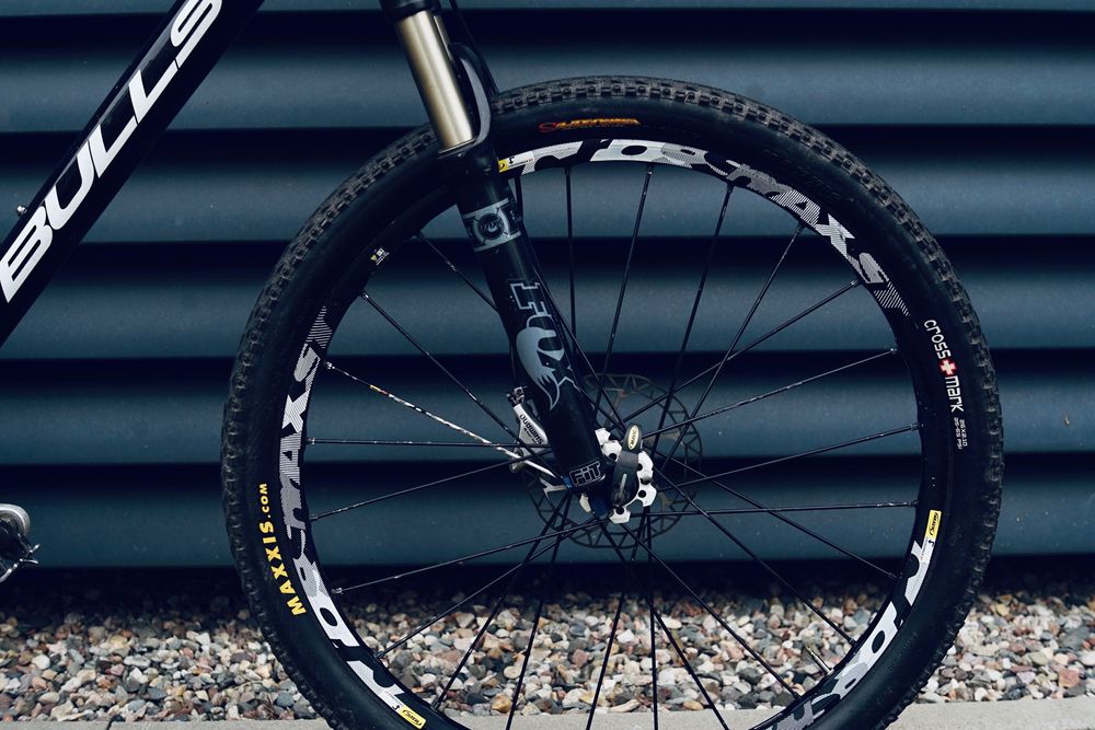 Bulls Racing Team - Carbon, Deore XT, Crossmax ST, FOX