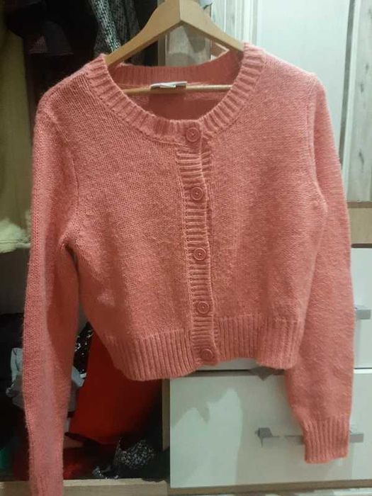 Krótki sweterek Monki s