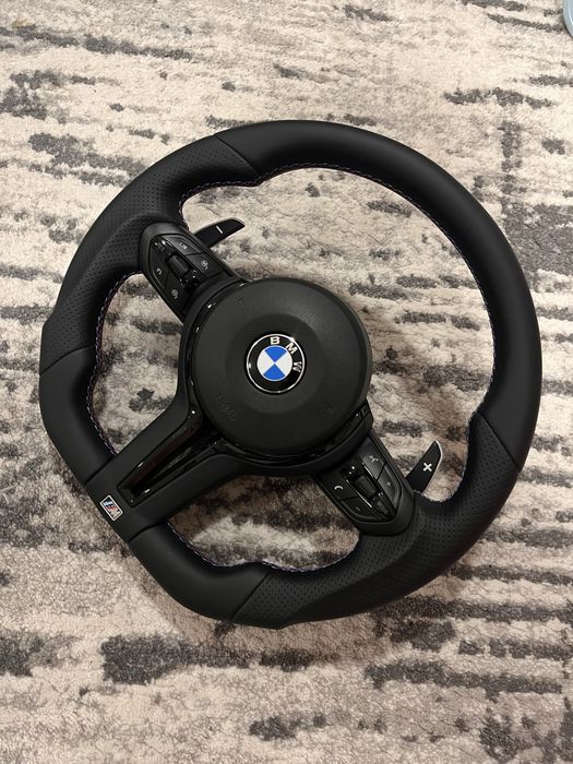Volante M Performance NOVO