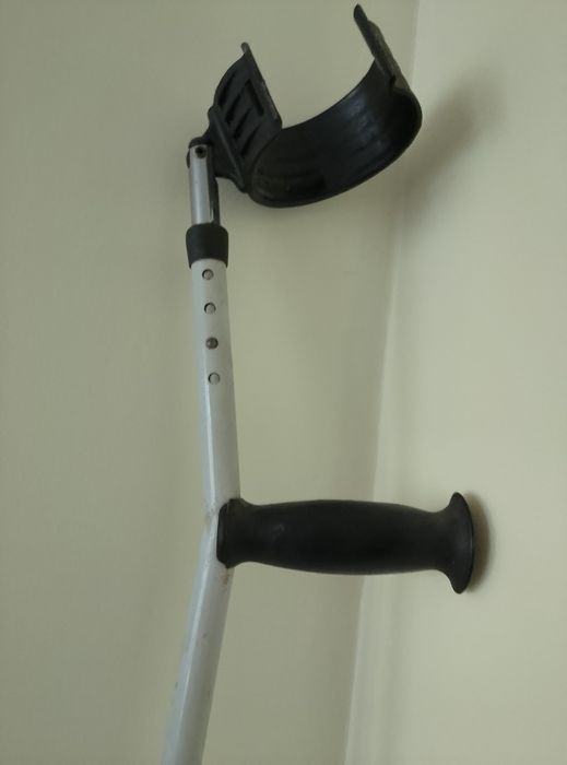 Kule ortopedyczne łokciowe regulowane 40zl sztuka Warszawa centrum