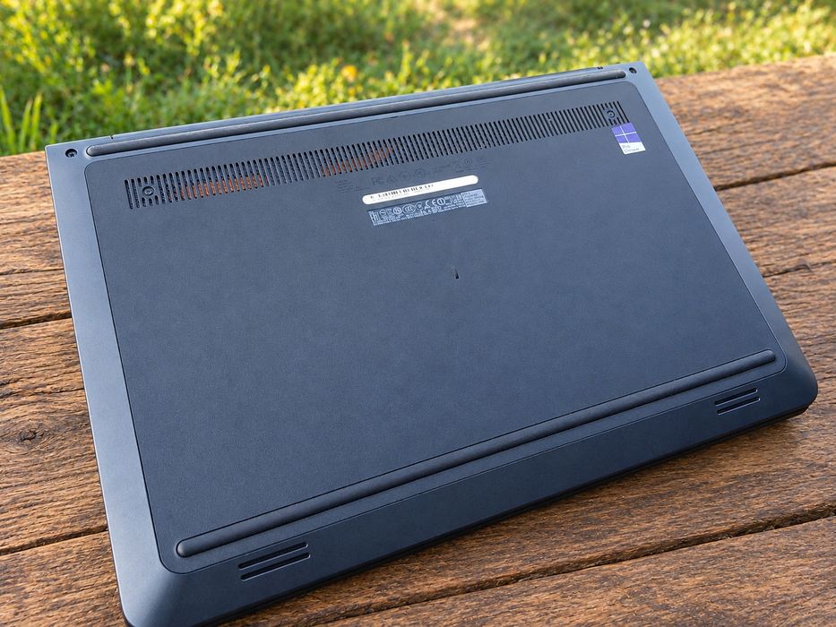 Dell Latitude 3550 i5-5200U 8GB/128GB SSD