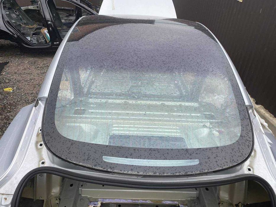 Скло лобове панорама Tesla Model 3