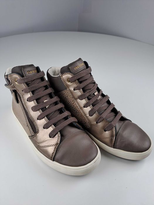 Buty dziewczęce Geox J Gisli Girl r 36 (22,5 cm)