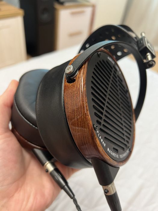 Audeze lcd2 Sennheiser HD 660S2 Denon AH-D5000