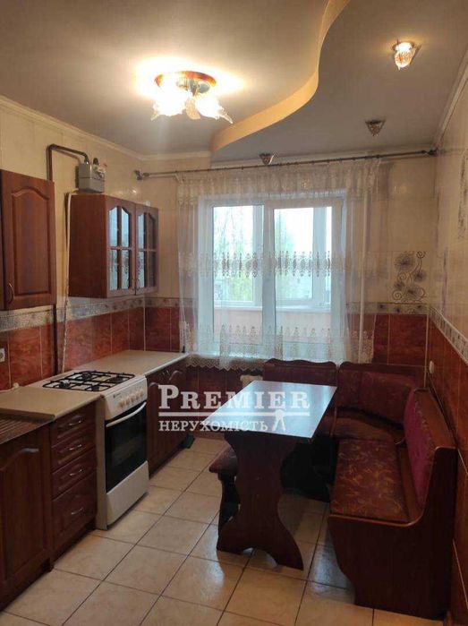 3-комнатная квартира 68 м² с ремонтом, Таирова, кирпичный дом