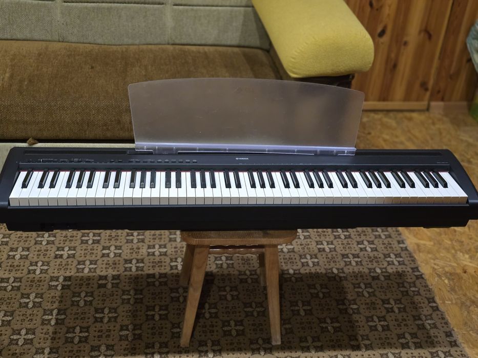 Синтезатор,піаніно Ямаха Р95